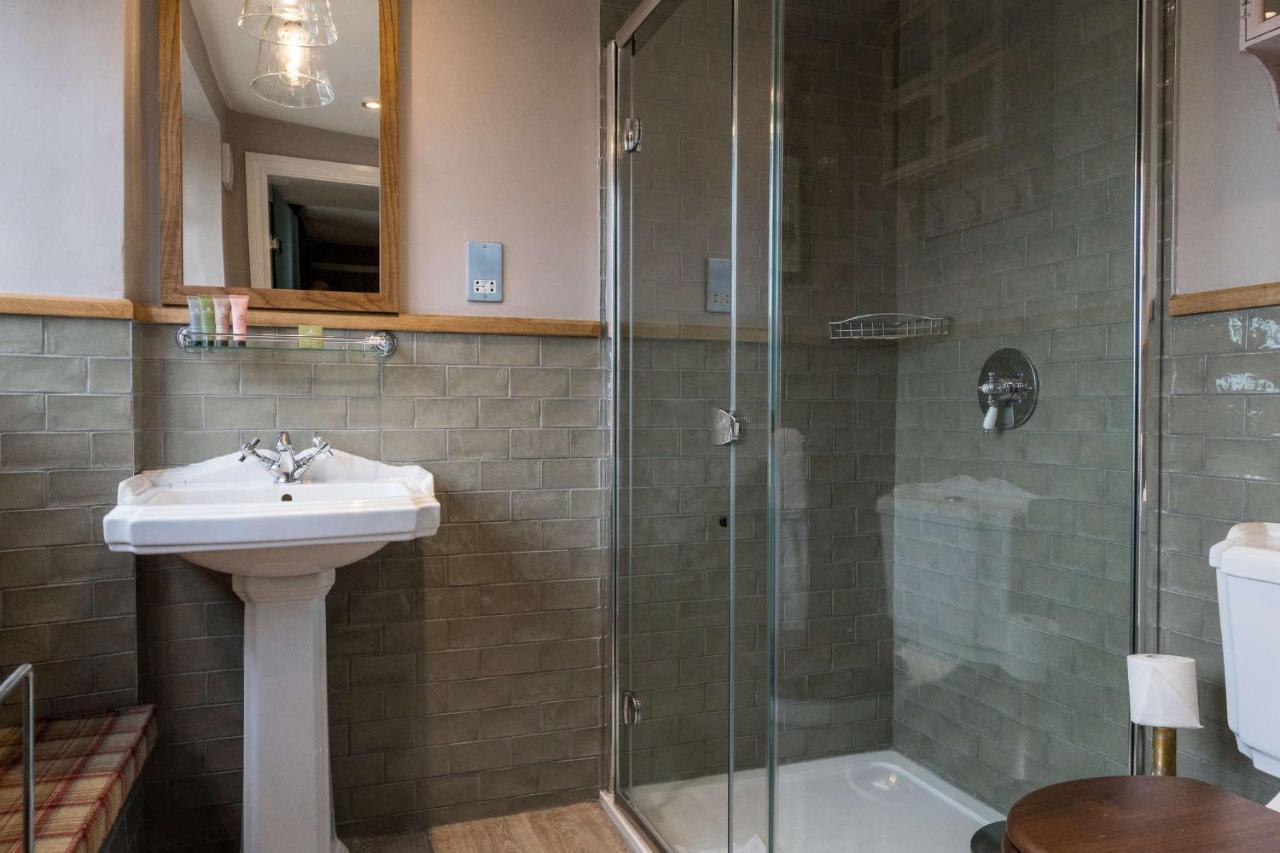 The Bell & Stuart House Hotel Stow-on-the-Wold ภายนอก รูปภาพ